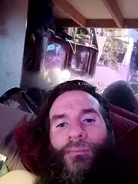 nearby_causual webcam