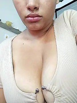 Kimberlyxxo live cam on StripChat