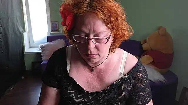 fara_flutte - Fara_Flutte's free webcam - UK Sex Cams