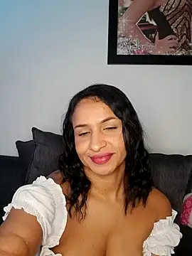 Watch mell0102 live on EroticFlix - High definition streams
