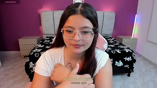 Miss_Kloee webcam