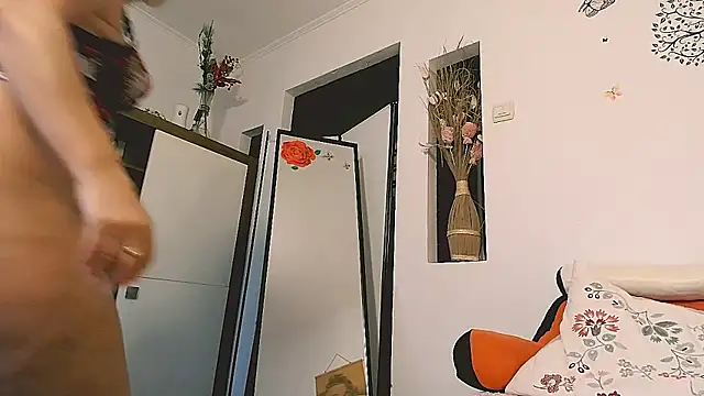 Watch elacoquette live on EroticFlix - High definition streams