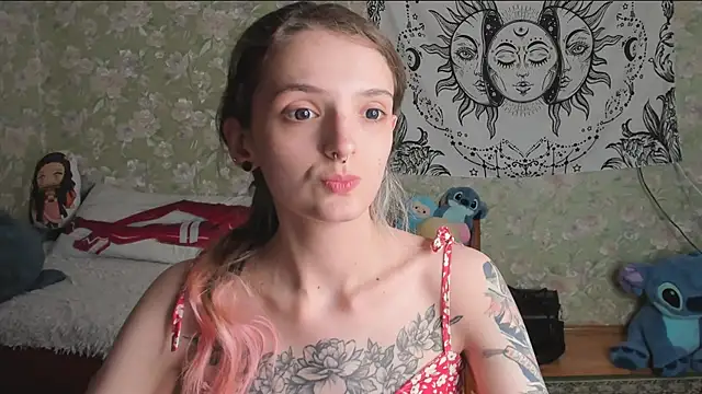 Cutie_Adelia webcam
