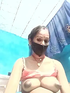 Nandani-758 webcam