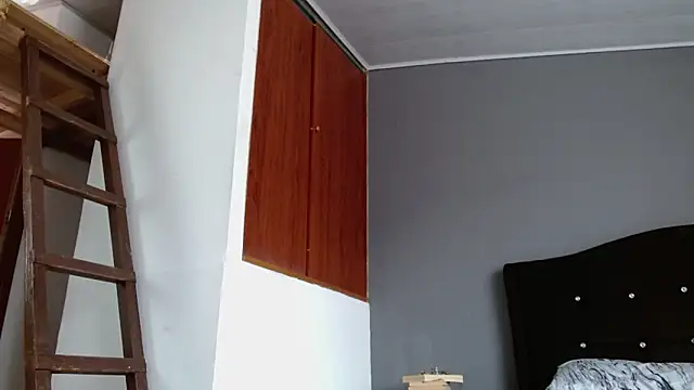 Emilia_1995 webcam
