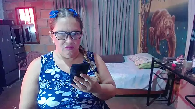 MOTHER_AND_SON09 webcam
