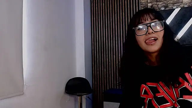 Amy_channel webcam
