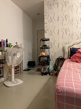 ponthip (F young) - Open my big ass and doggy