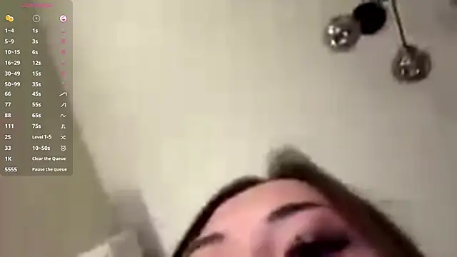 Ur_neighbor_Kira