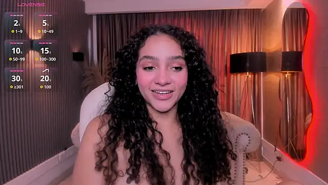 anahi_curlie1 live cam on StripChat