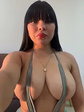 Watch BrendaCrean live on EroticFlix - High definition streams