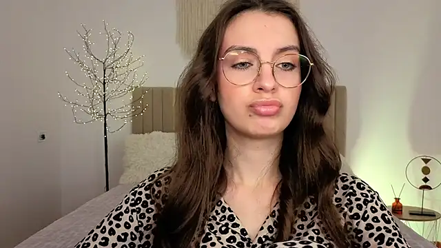 Real_cutie1 live cam on StripChat
