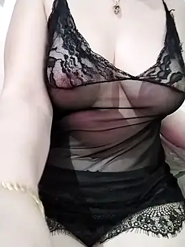 soka_123 (F young) - تجلبخ و مص حلمات الصدر