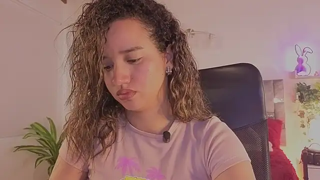 emilyrouxe webcam