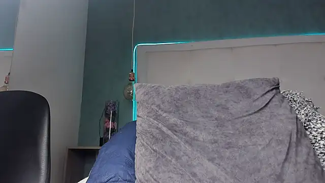 mia_gomez7 webcam