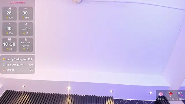 Ivaannaa_ live cam on StripChat