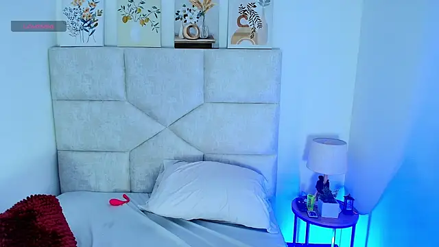 elizawiliamst webcam