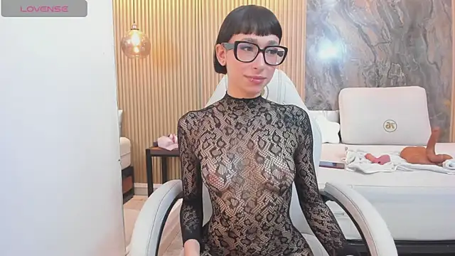 mary_spencer webcam