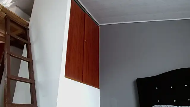 Emilia_1995 webcam