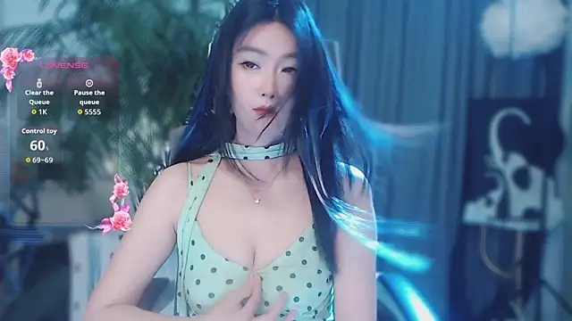 Watch feifei-love live on EroticFlix - High definition streams