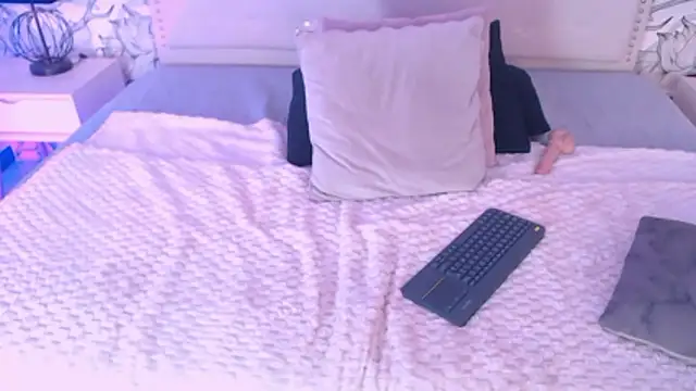 Venusandrea29 webcam