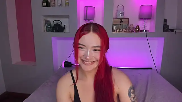 Camila_Rivers live cam on StripChat