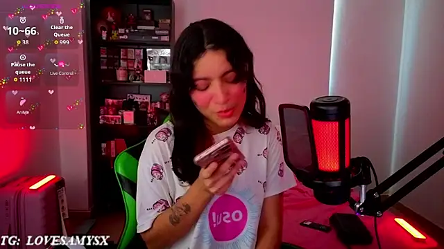 Lovelyamyy webcam
