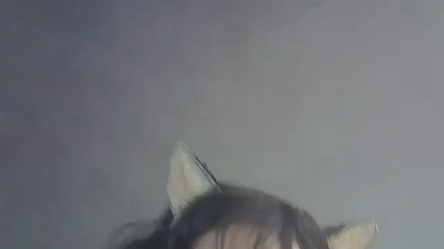 SkinnyKitten webcam