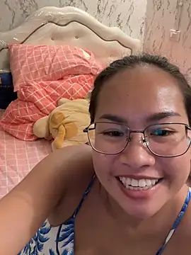 Ponthip webcam