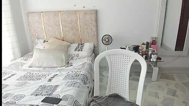 EnyelDavies webcam