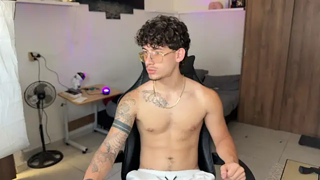 Kisan_Smith webcam