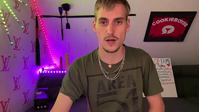 Cookieboy88 webcam