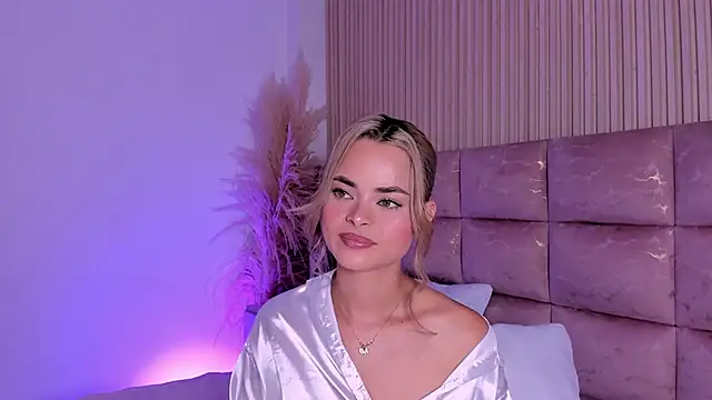 HannaRhodes webcam