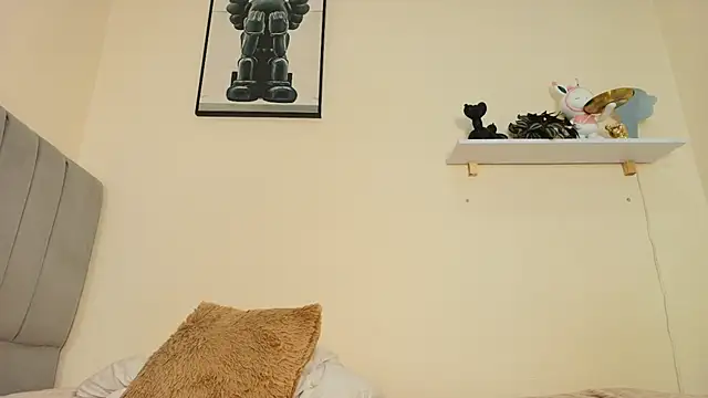 mary_cute9 (F young) - ride dildo