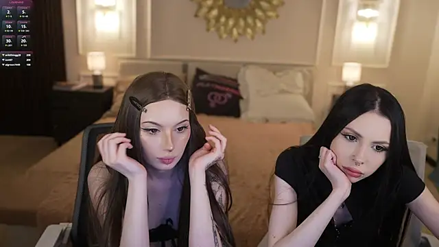 viviansweet_ (Ask my age) - naked ass