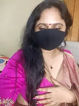 Sravvi499 webcam