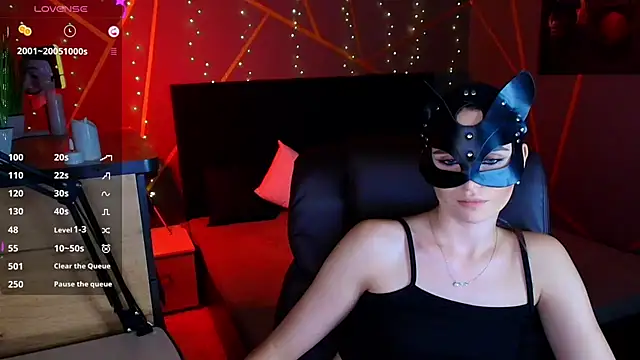 HotWildCat webcam