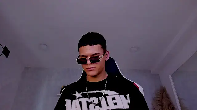 DylanRoyce_ webcam