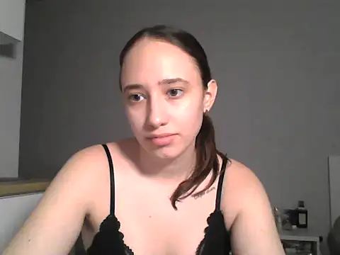 DarkMirel webcam