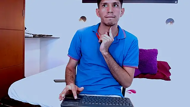 Lucas_Dream webcam