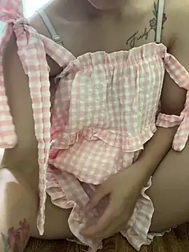 Vi_sexyy webcam
