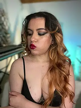 NikkiNix live cam on StripChat