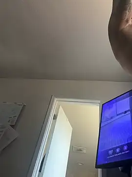 Slumlords webcam