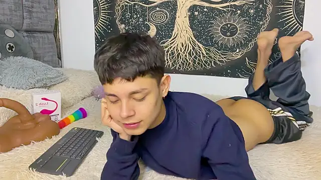 Bldavioro45 - Male webcam sex chat