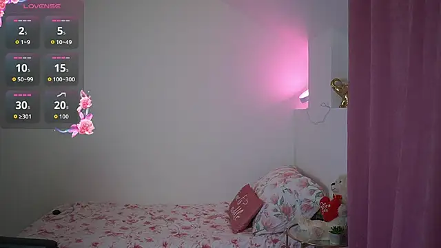 RocknRose18 live cam on StripChat