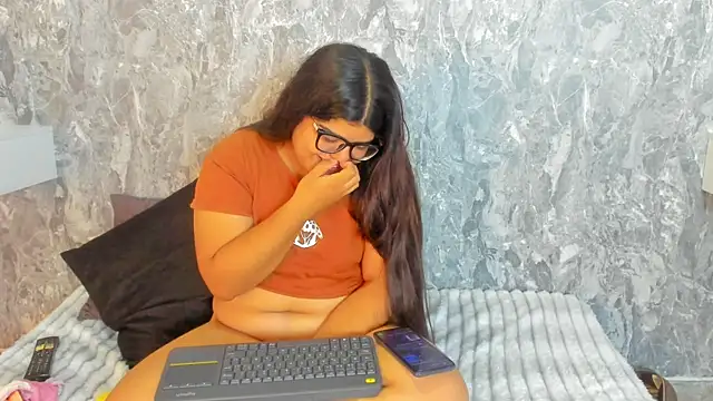 sky_white_ live cam