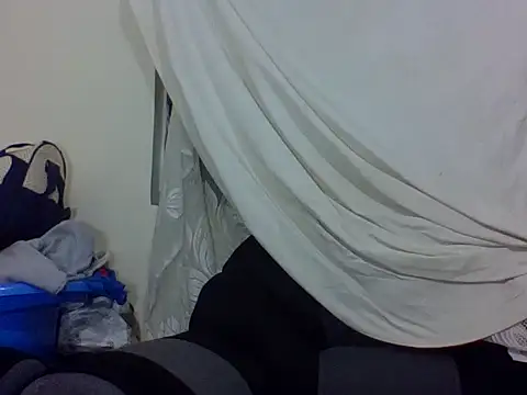 yummyqueenk live cam on StripChat