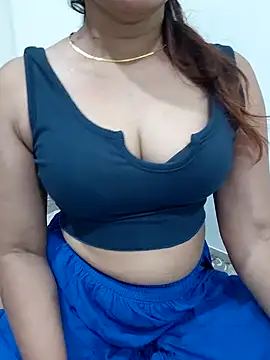 Aarti909090 webcam