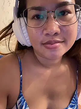 Ponthip webcam