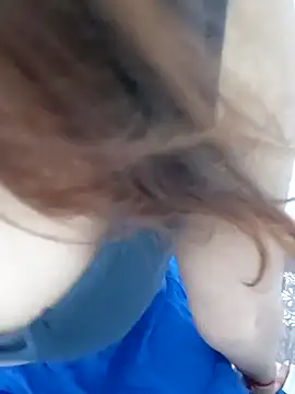 Aarti909090 webcam